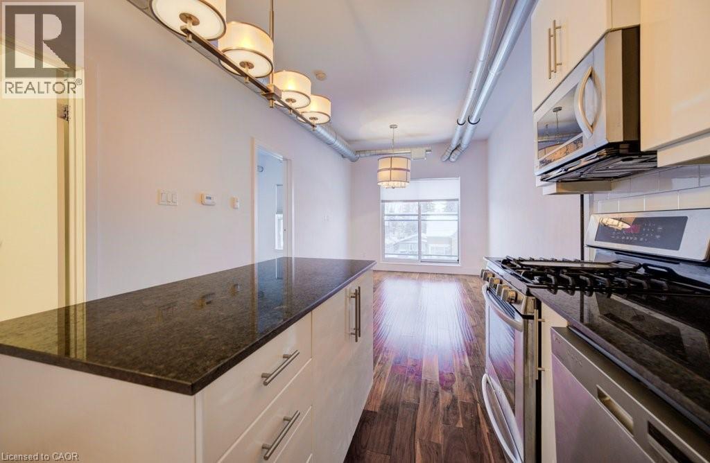 15 Devitt Avenue S Unit# 302, Waterloo, ON - Indoor Photo Showing Kitchen