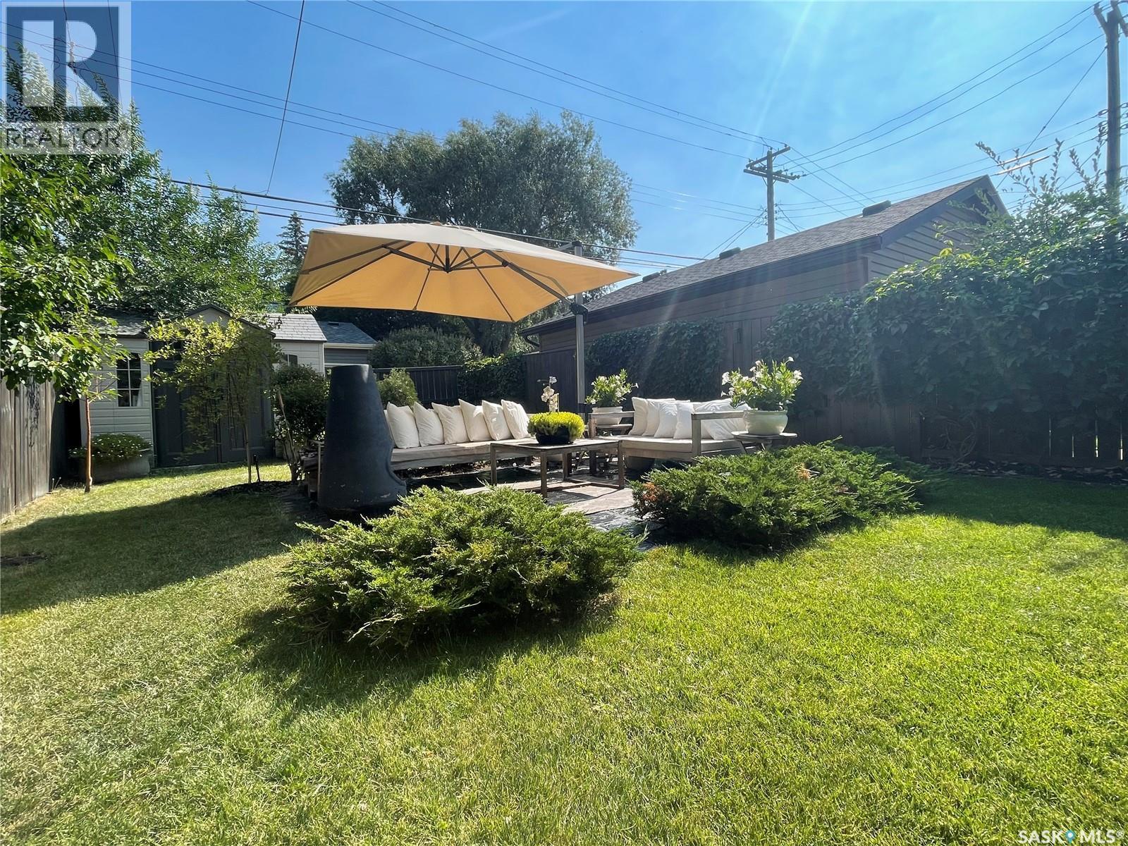 2129 Coy Avenue, Saskatoon, SK - Outdoor With Deck Patio Veranda