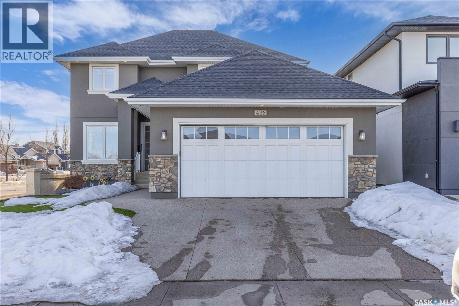 438 Horlick Manor, Saskatoon, SK - Outdoor