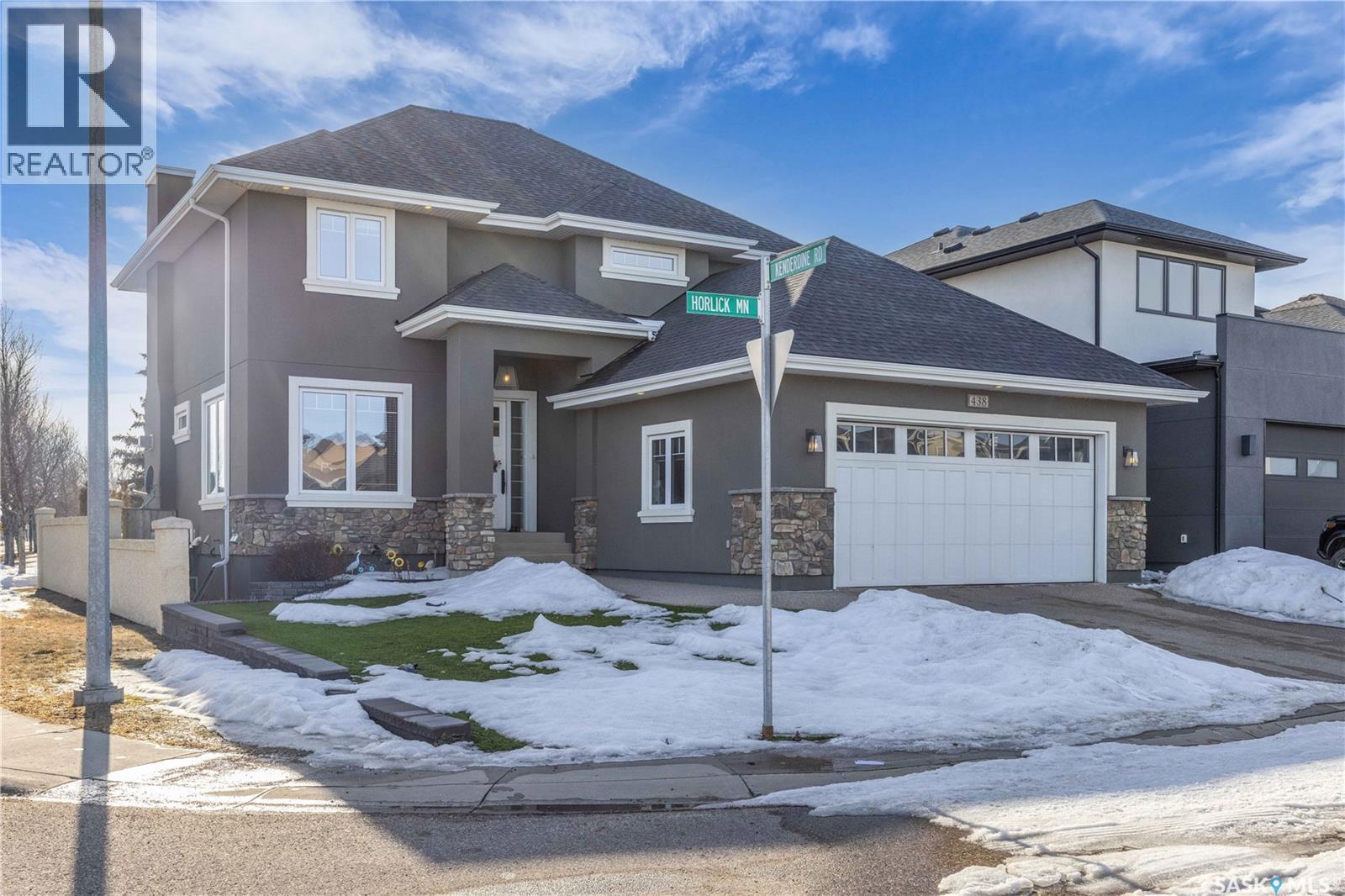 438 Horlick Manor, Saskatoon, SK - Outdoor With Facade