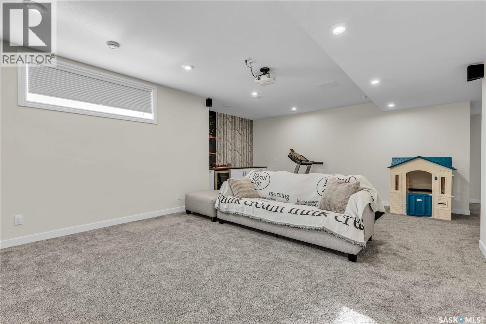 438 Horlick Manor, Saskatoon, SK - Indoor