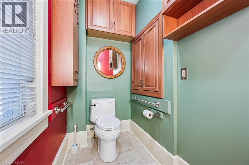 5 Dekay Street, Kitchener, ON - Indoor Photo Showing Bathroom