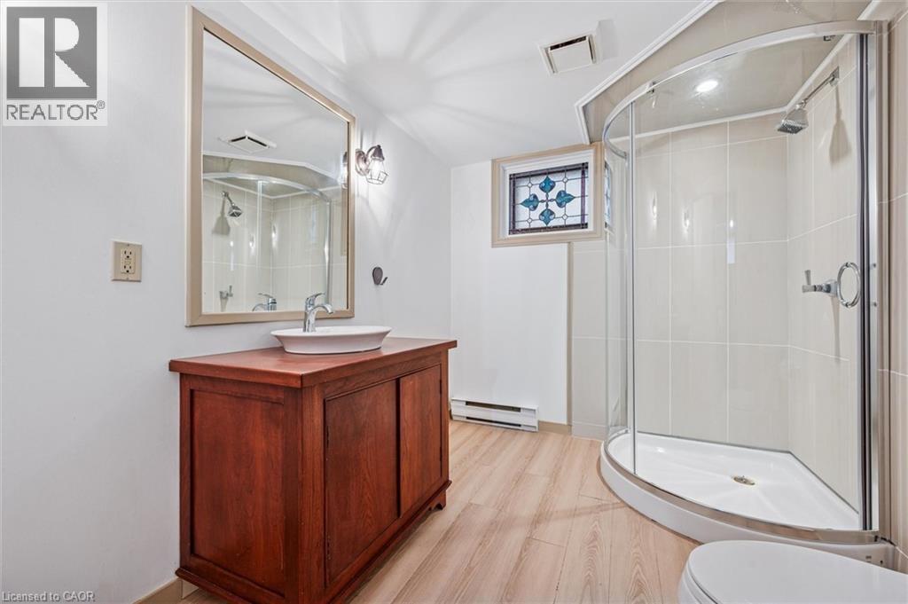 5 Dekay Street, Kitchener, ON - Indoor Photo Showing Bathroom