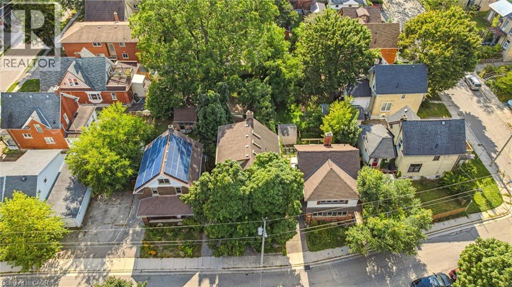 5 Dekay Street, Kitchener, ON - Outdoor