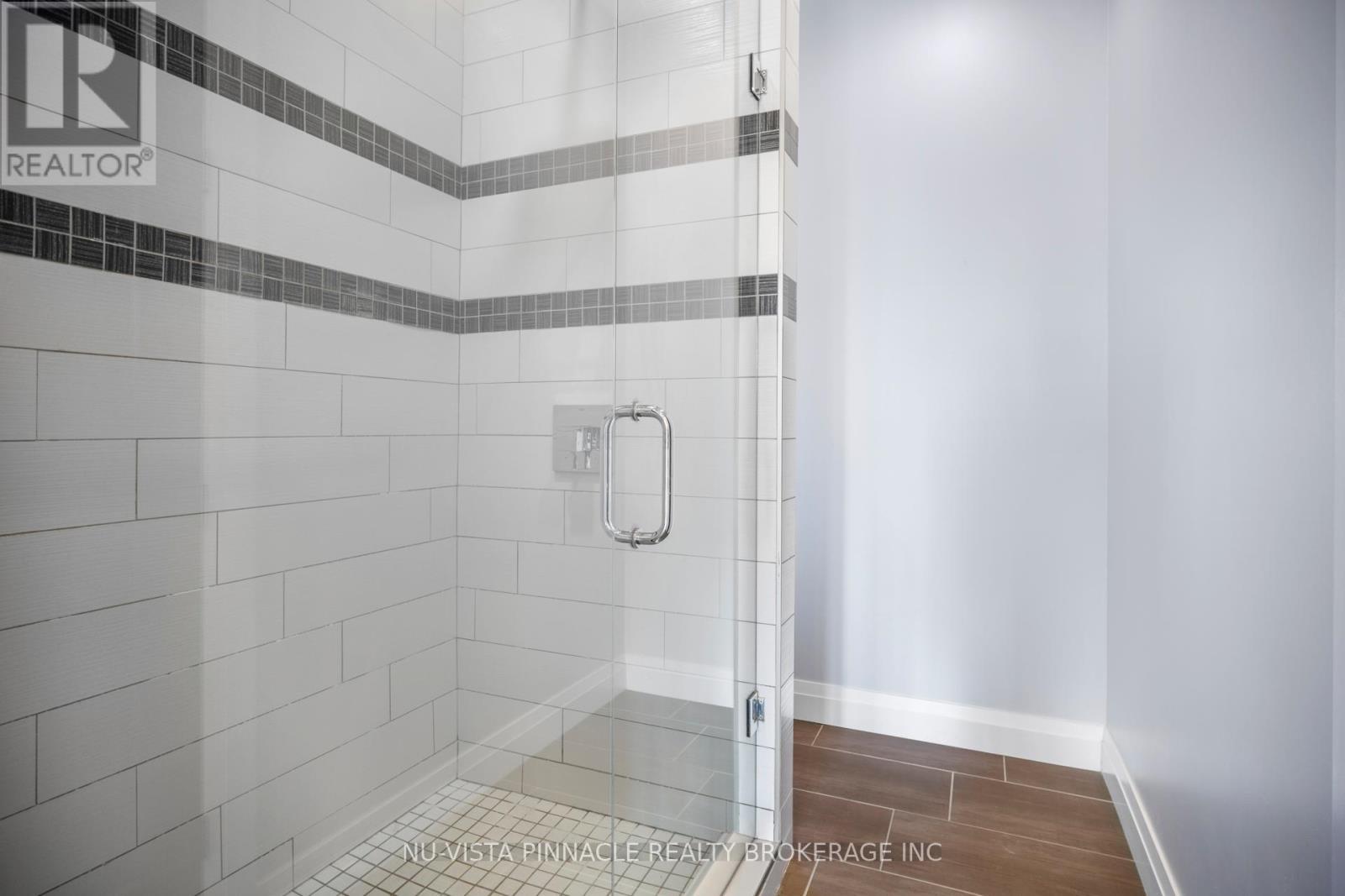 16 - 433 Hyde Park Road, London North (North P), ON - Indoor Photo Showing Bathroom