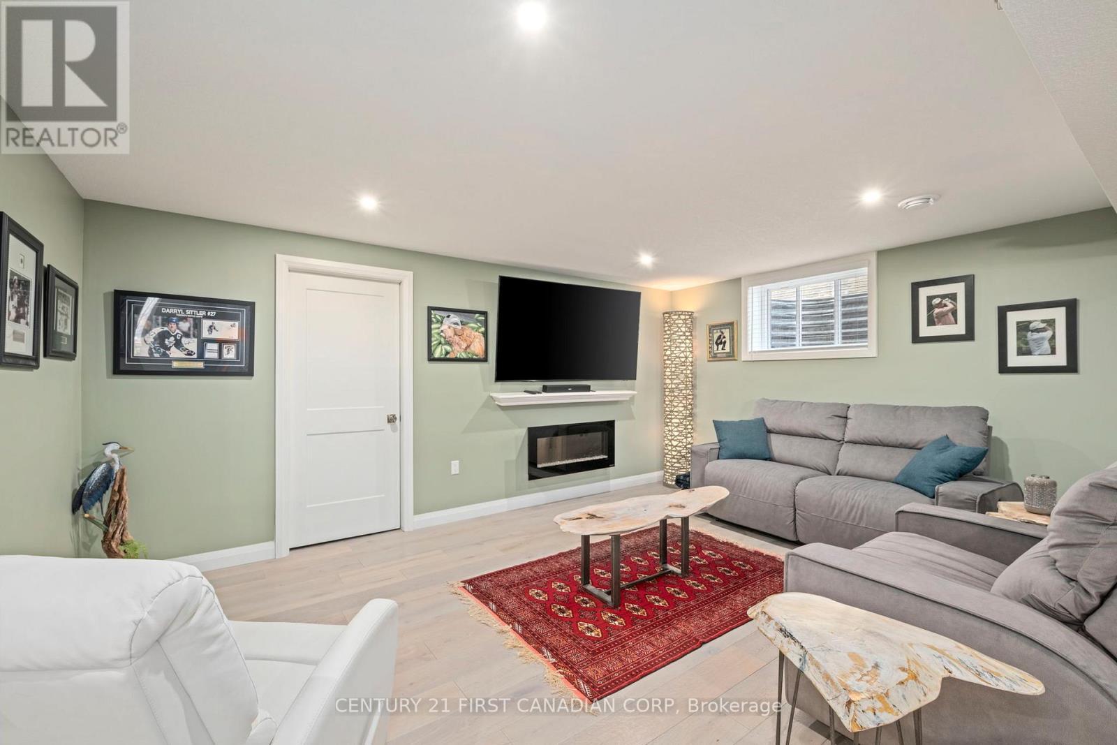 35 Compass Trail, Central Elgin, ON - Indoor