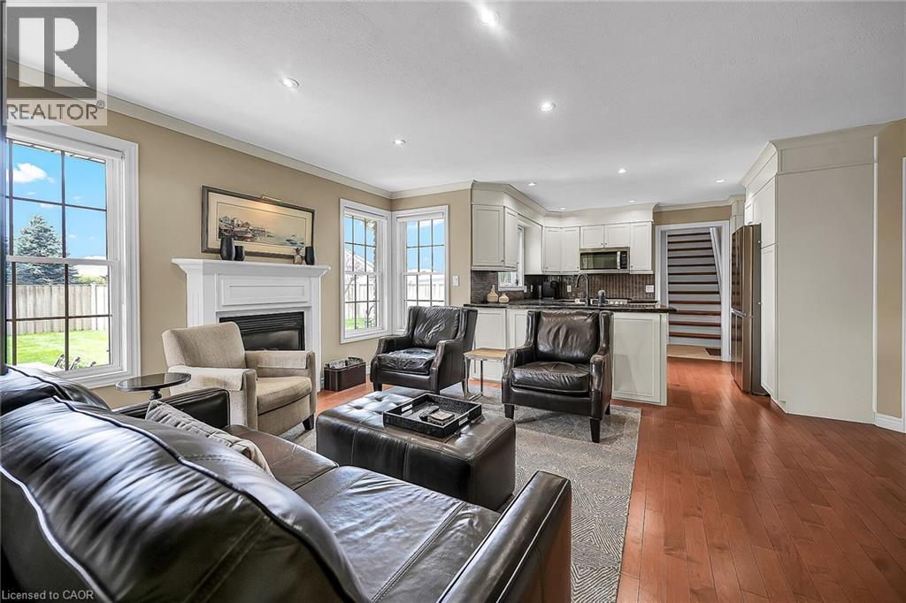 17 Angle Street, Simcoe, ON - Indoor Photo Showing Living Room With Fireplace