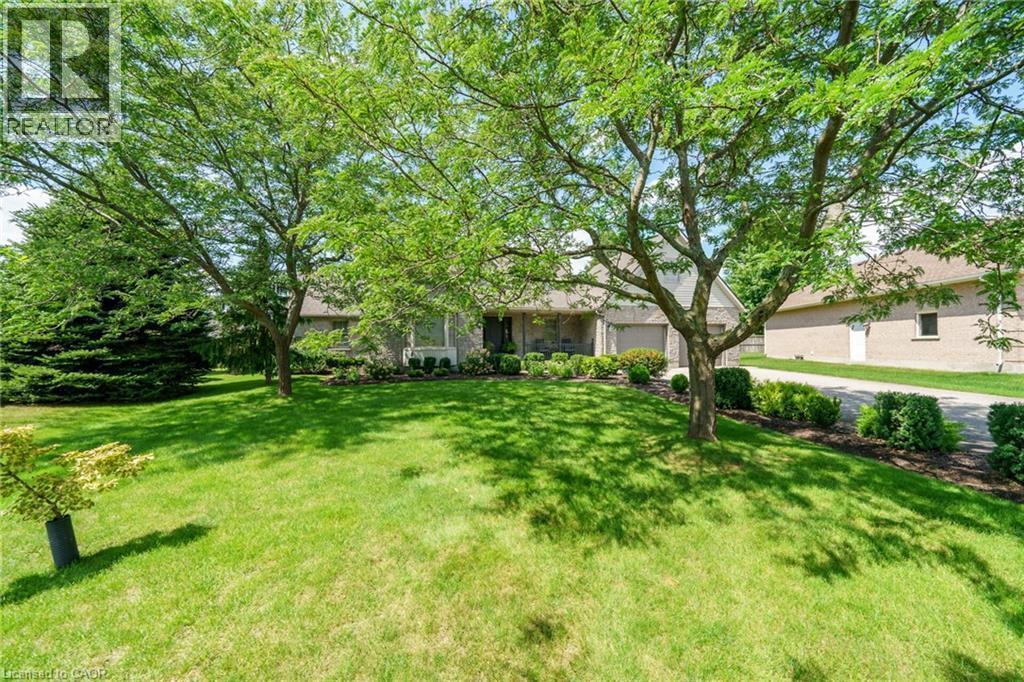 17 Angle Street, Simcoe, ON - Outdoor