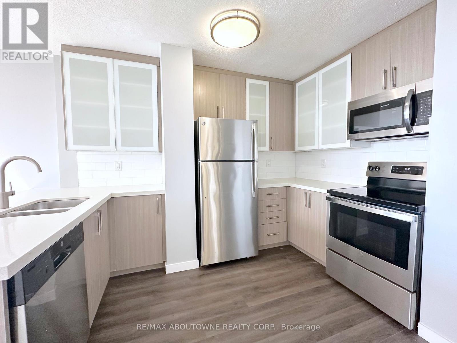 2109 - 2575 Danforth Avenue, Toronto, ON