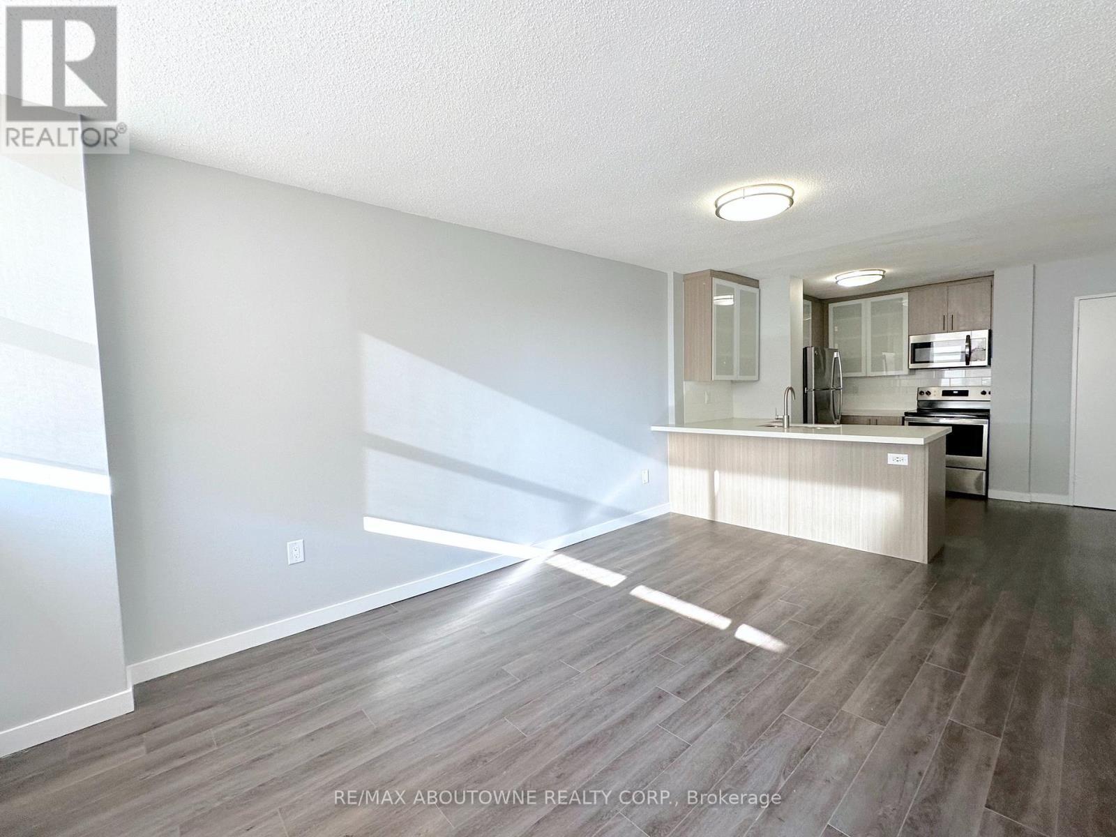 2109 - 2575 Danforth Avenue, Toronto, ON