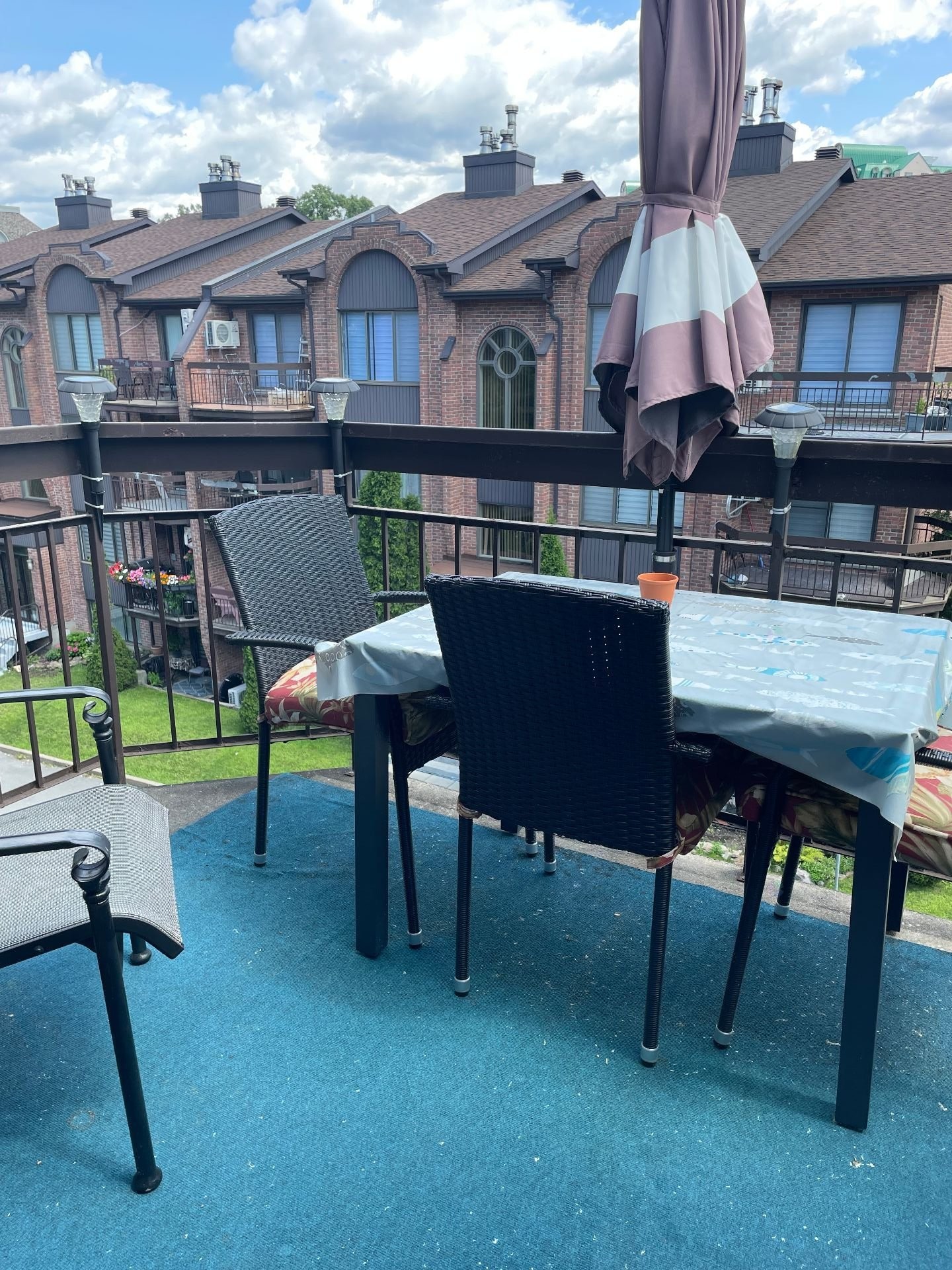 Balcon - 7-4420 Ch. Des Cageux, Laval (Chomedey), QC - Outdoor