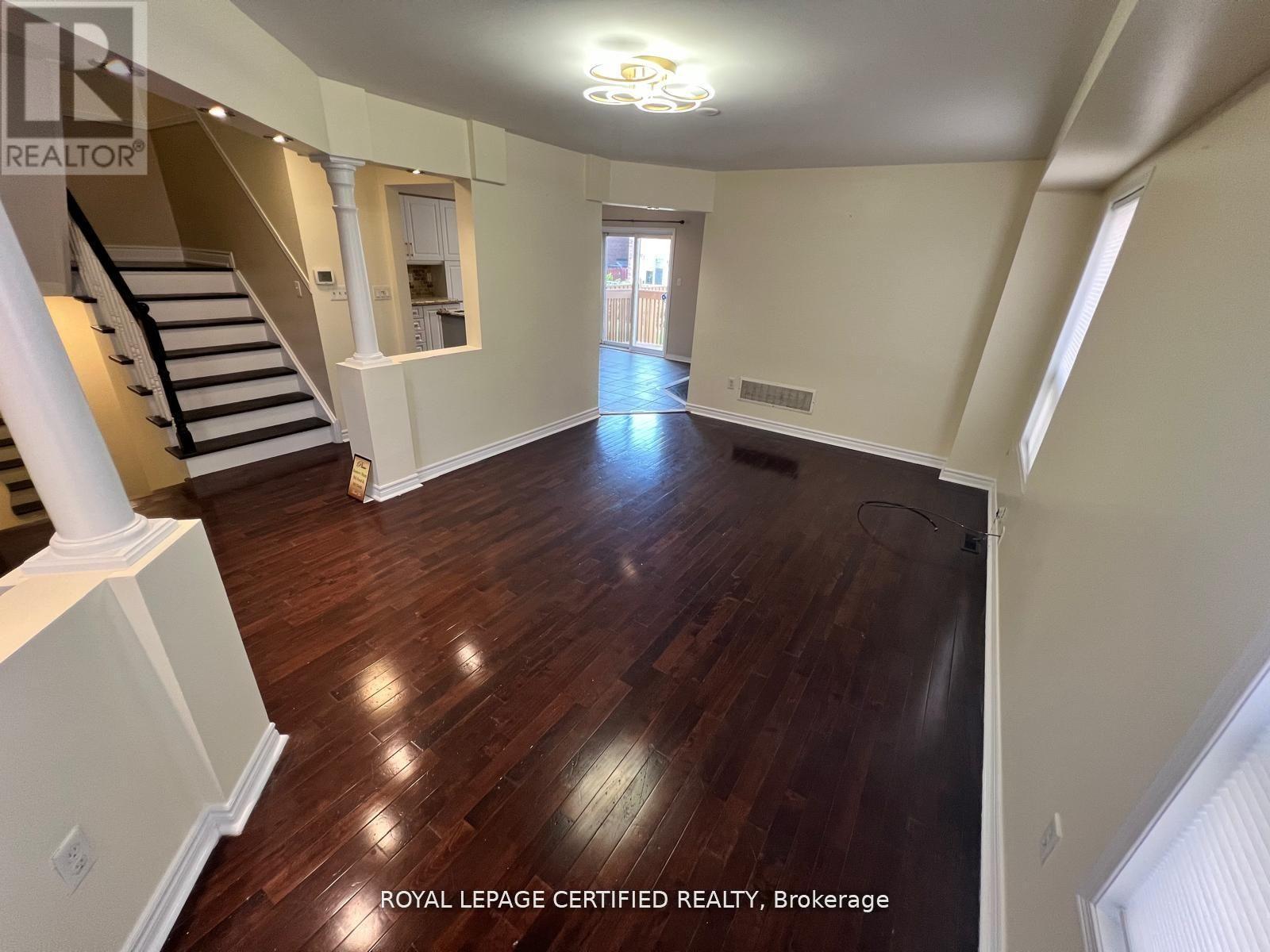 426 Orange Walk Crescent, Mississauga, ON - Indoor Photo Showing Other Room