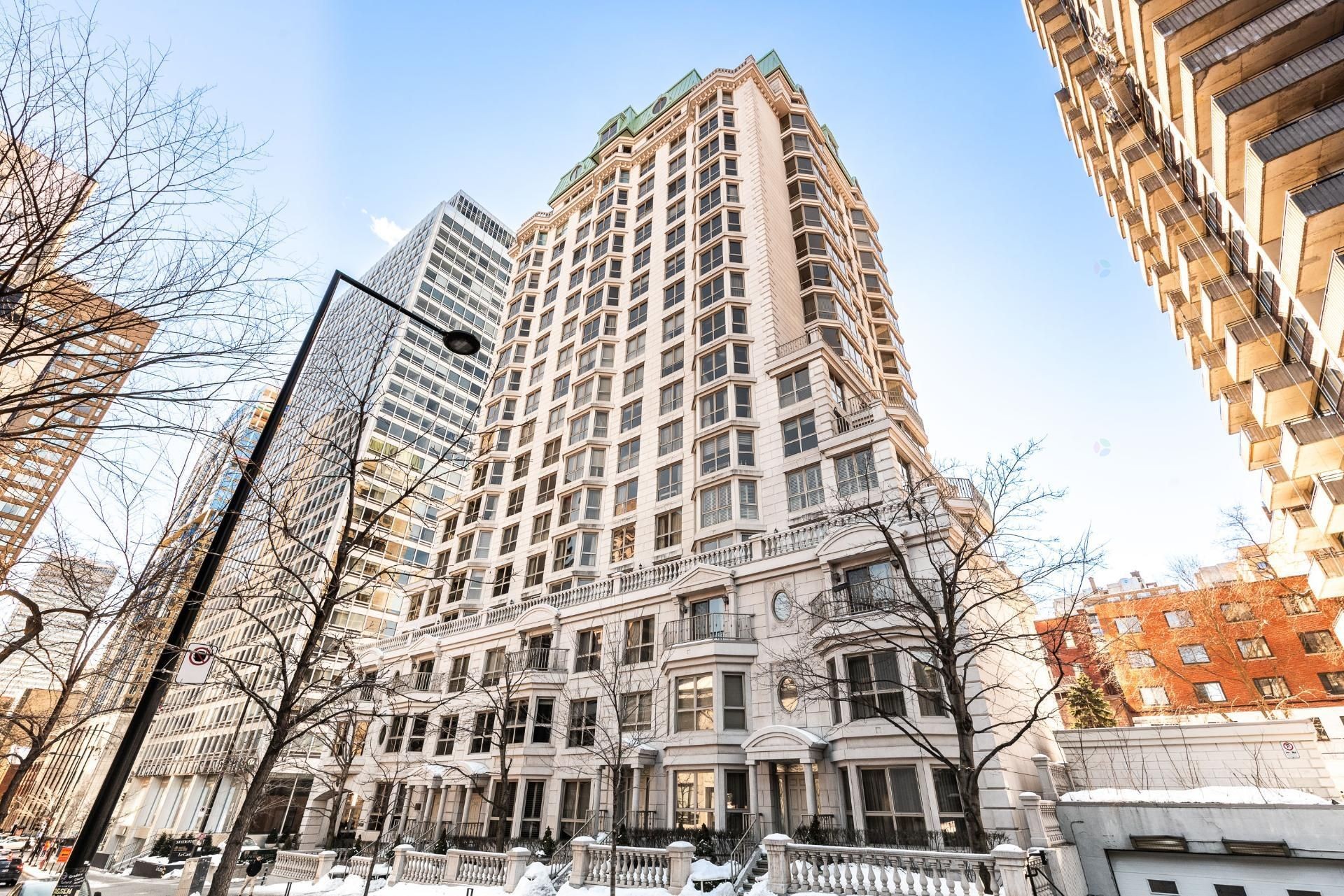 Façade - 15-A-3430 Rue Peel, Montréal (Ville-Marie), QC - Outdoor With Facade