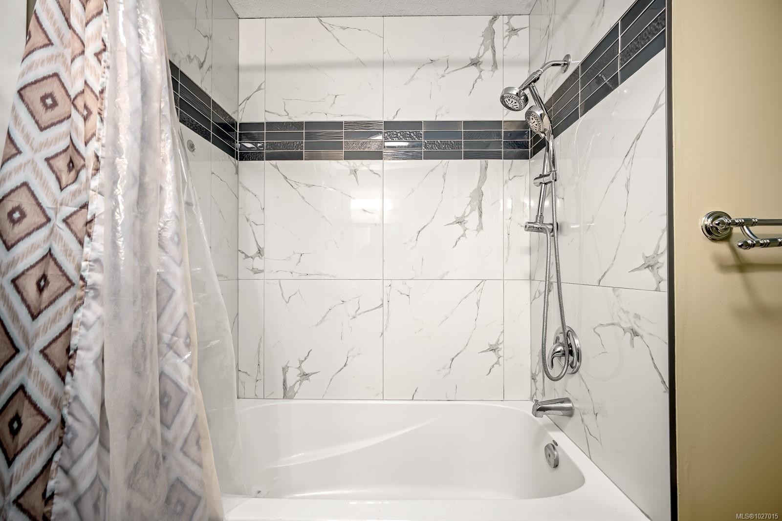 1787 Ryan Rd East, Comox, BC