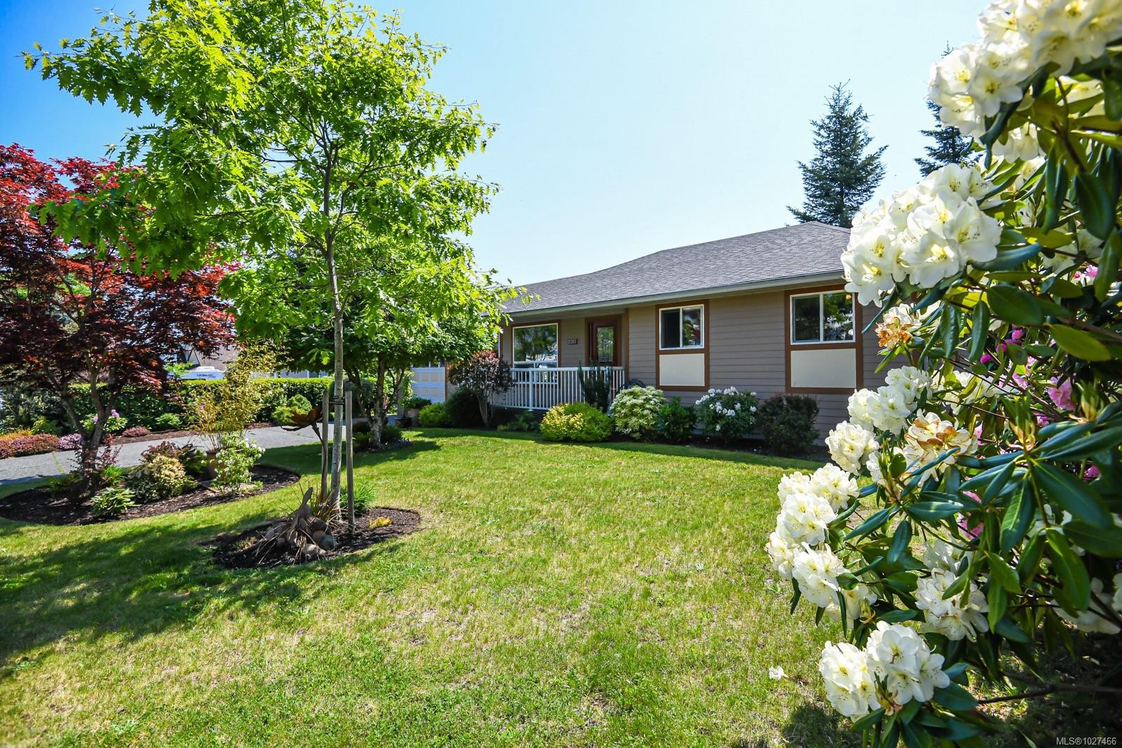 2263 Bolt Ave, Comox, BC