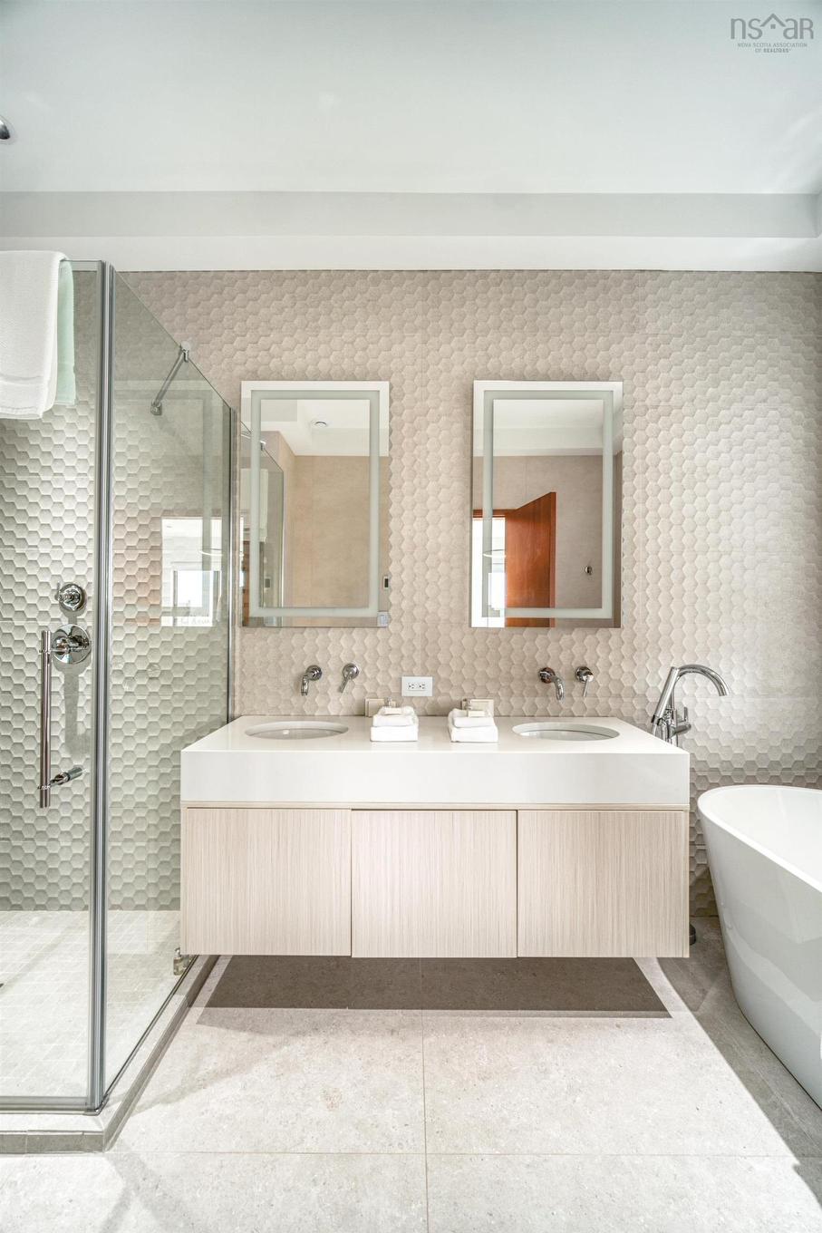 200 Harbourside, Fox Harbour, NS