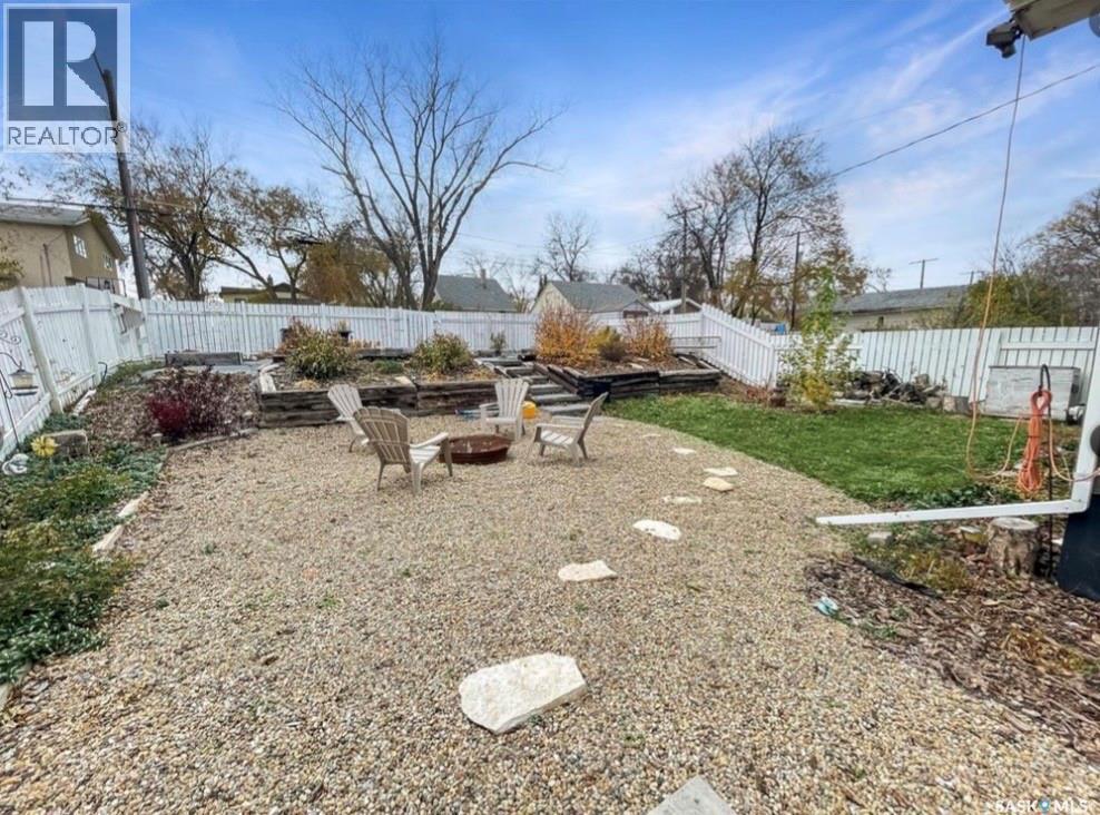 424 6Th Avenue Nw, Swift Current, SK - Outdoor