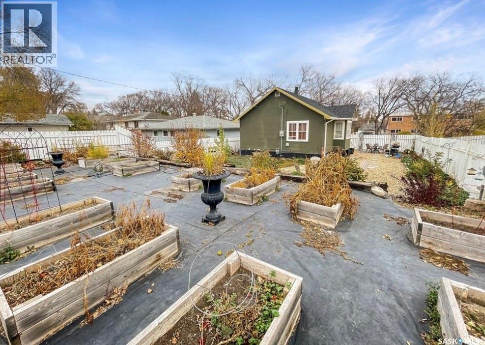 424 6Th Avenue Nw, Swift Current, SK - Outdoor