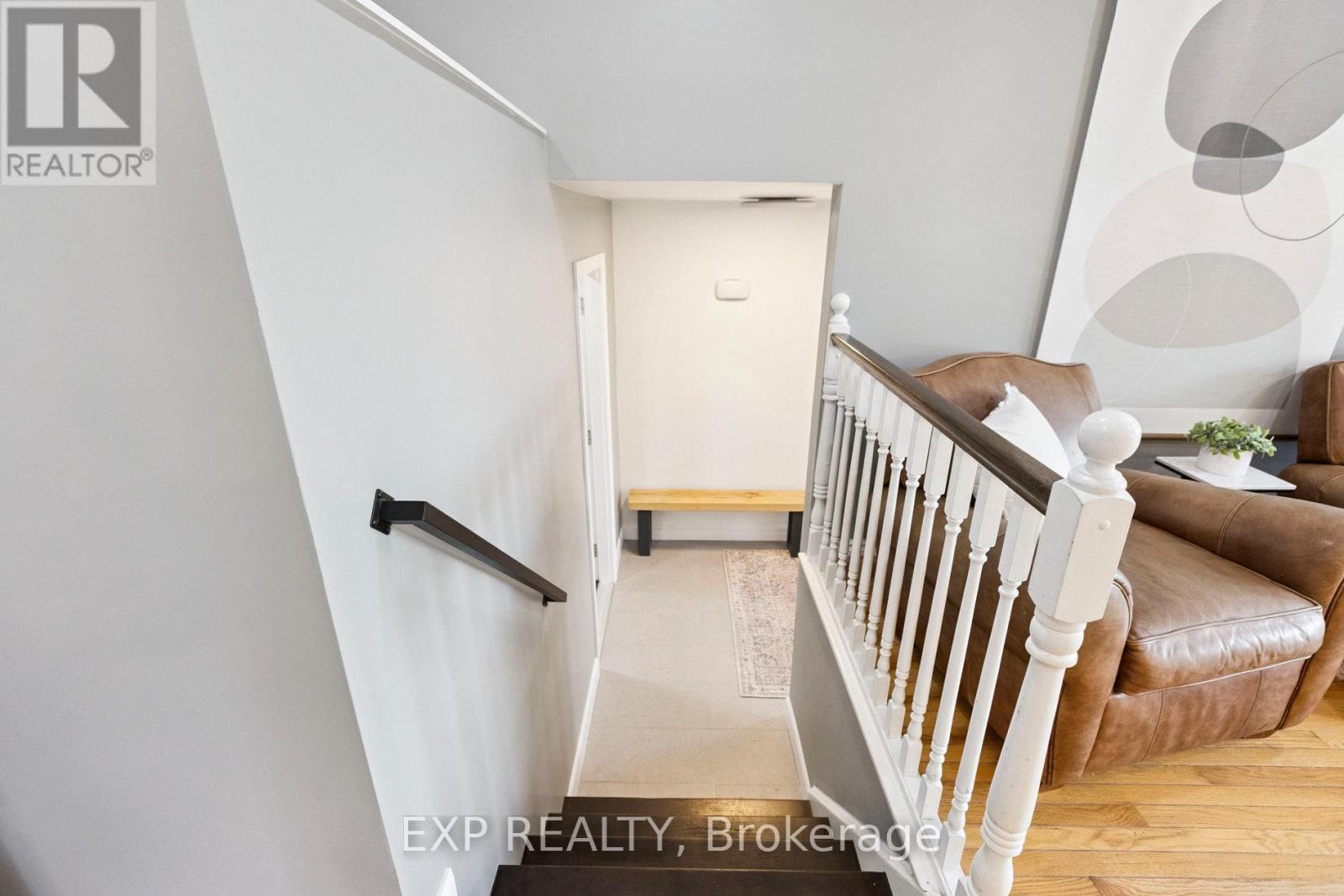 7429 Sideroad 20 Side Road, Mapleton, ON - Indoor Photo Showing Other Room