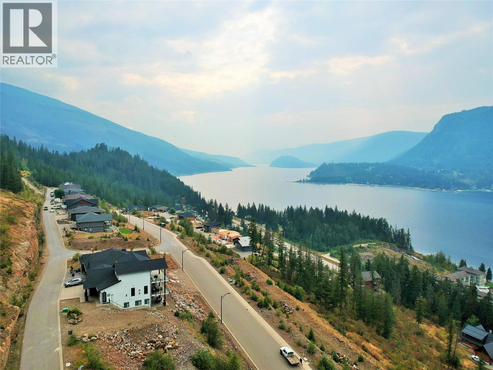 238 Bayview Drive, Sicamous, BC