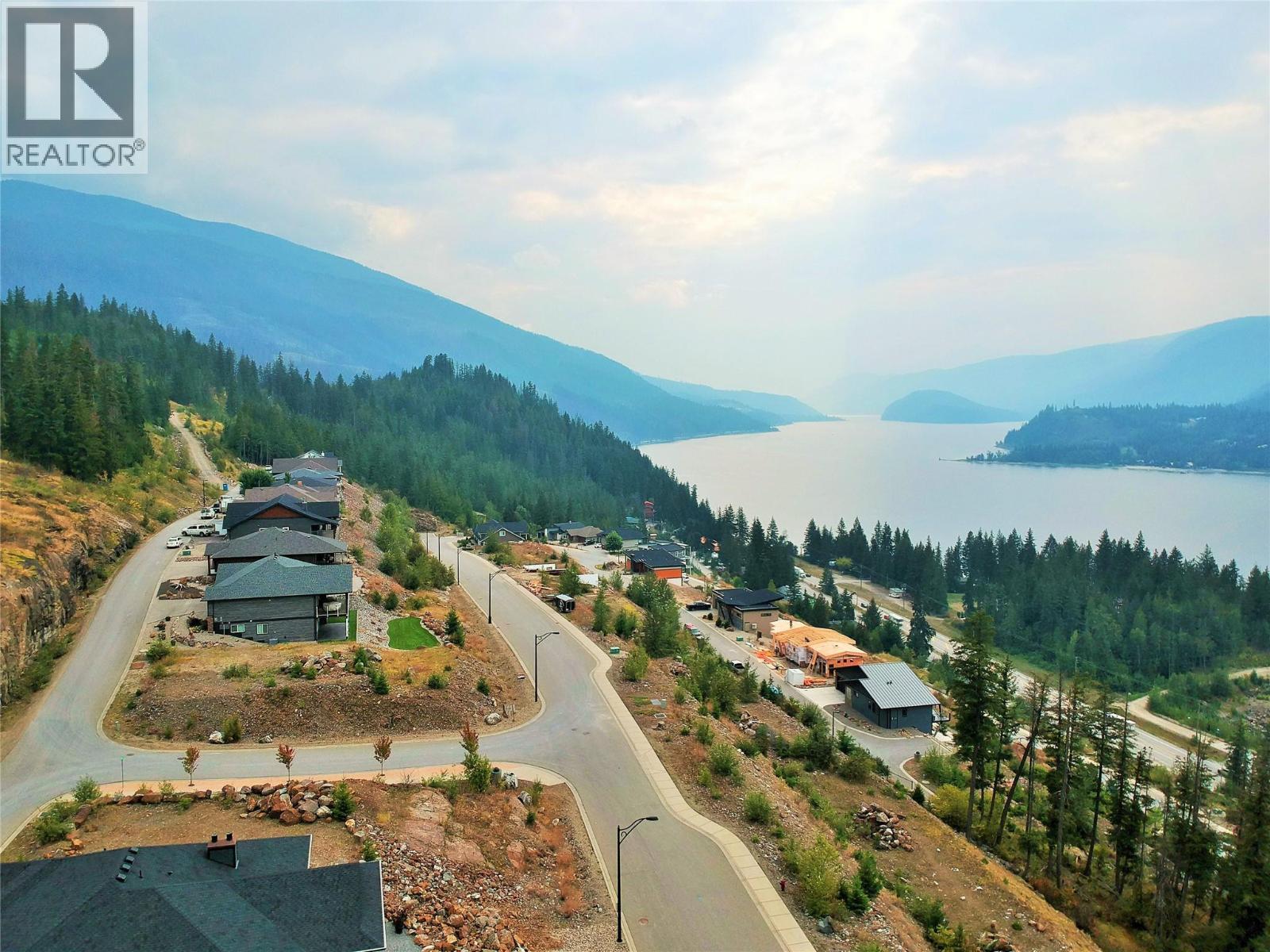 238 Bayview Drive, Sicamous, BC