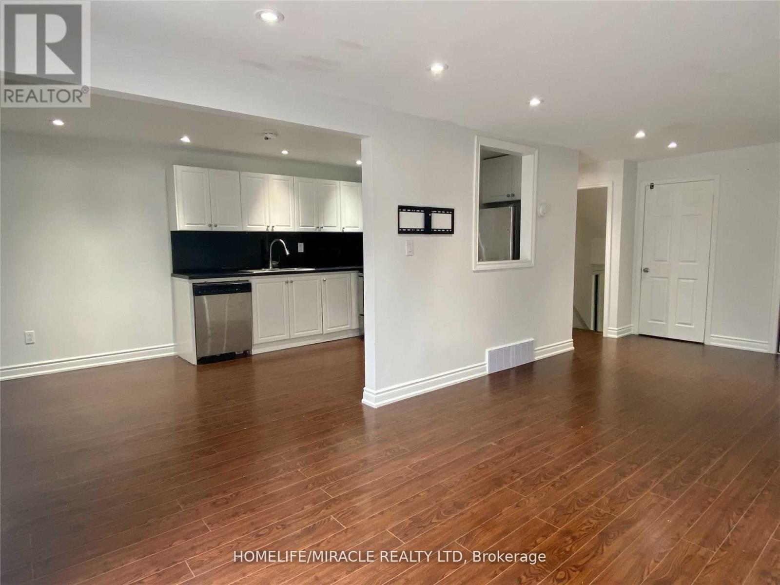 1448 Tyneburn Crescent, Mississauga, ON