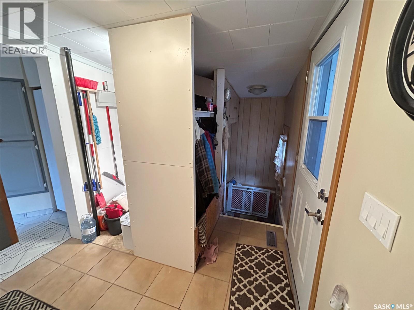 625 Maharg Avenue, Burstall, SK - Indoor Photo Showing Other Room