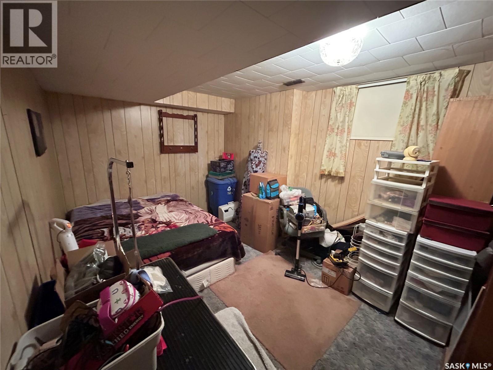 625 Maharg Avenue, Burstall, SK - Indoor