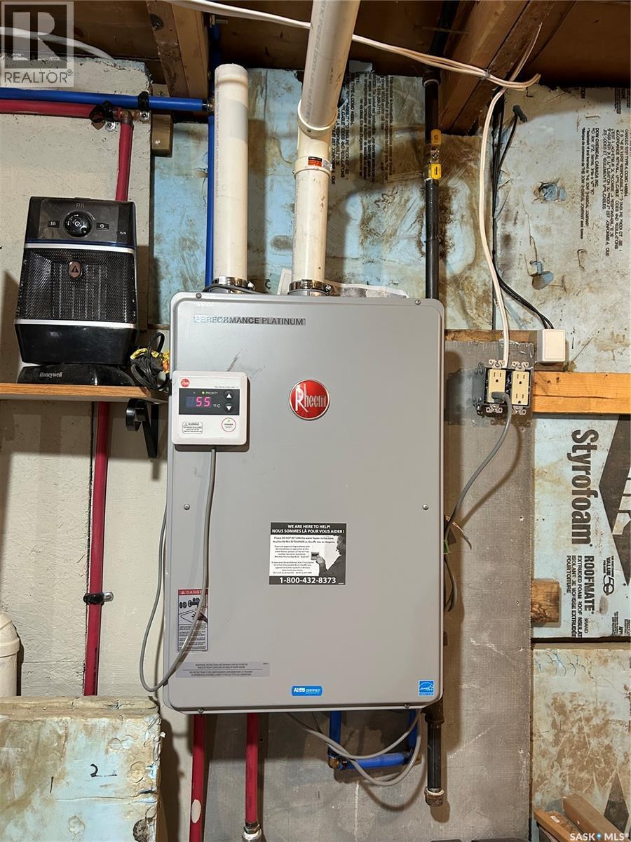 625 Maharg Avenue, Burstall, SK - Indoor Photo Showing Basement