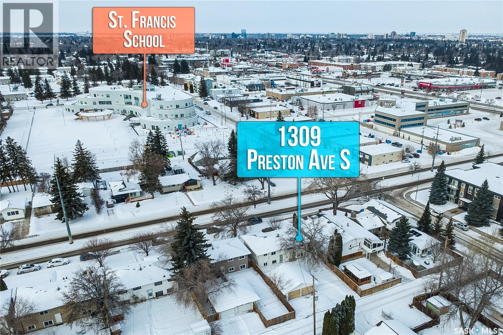 1309 Preston Avenue S, Saskatoon, SK - Outdoor With View
