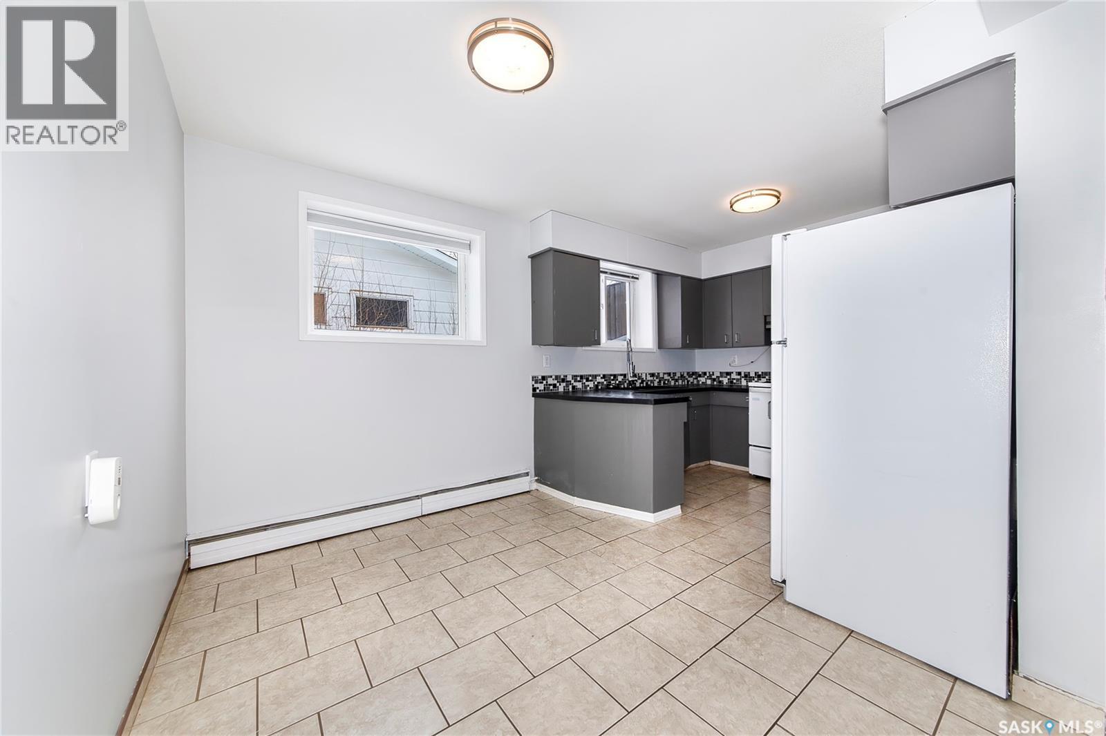 1309 Preston Avenue S, Saskatoon, SK - Indoor Photo Showing Other Room