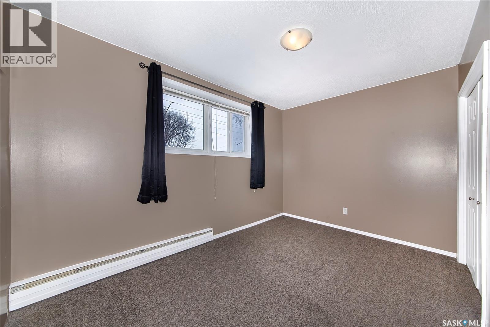 1309 Preston Avenue S, Saskatoon, SK - Indoor Photo Showing Other Room