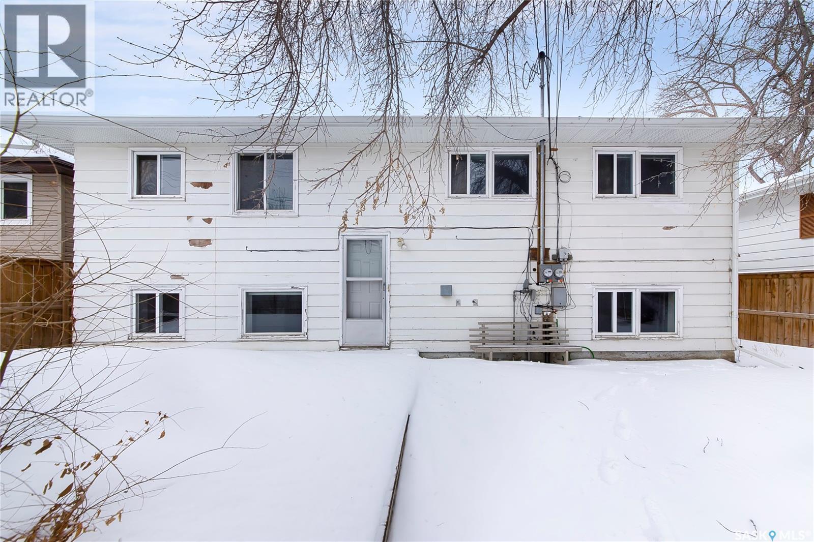 1309 Preston Avenue S, Saskatoon, SK - Outdoor