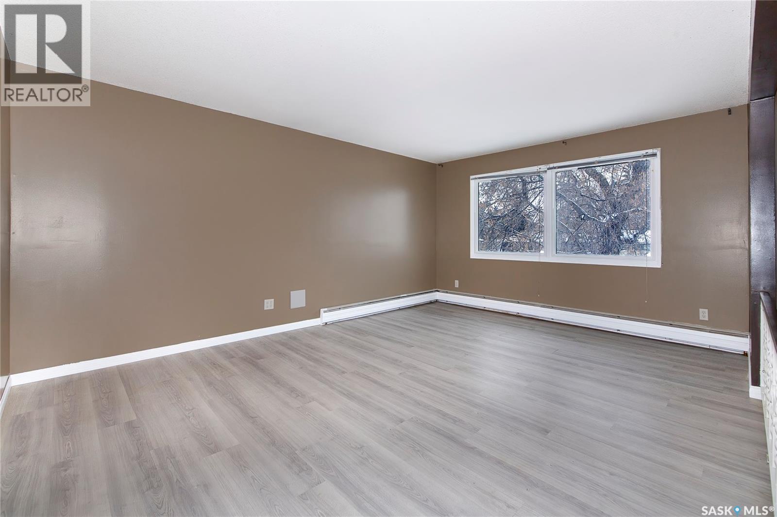 1309 Preston Avenue S, Saskatoon, SK - Indoor Photo Showing Other Room