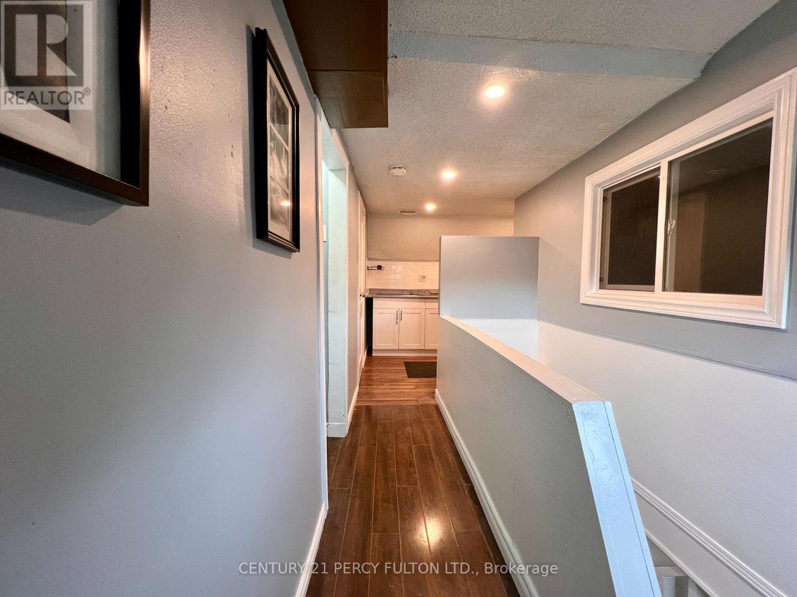 108 Cumberland Avenue, Hamilton, ON