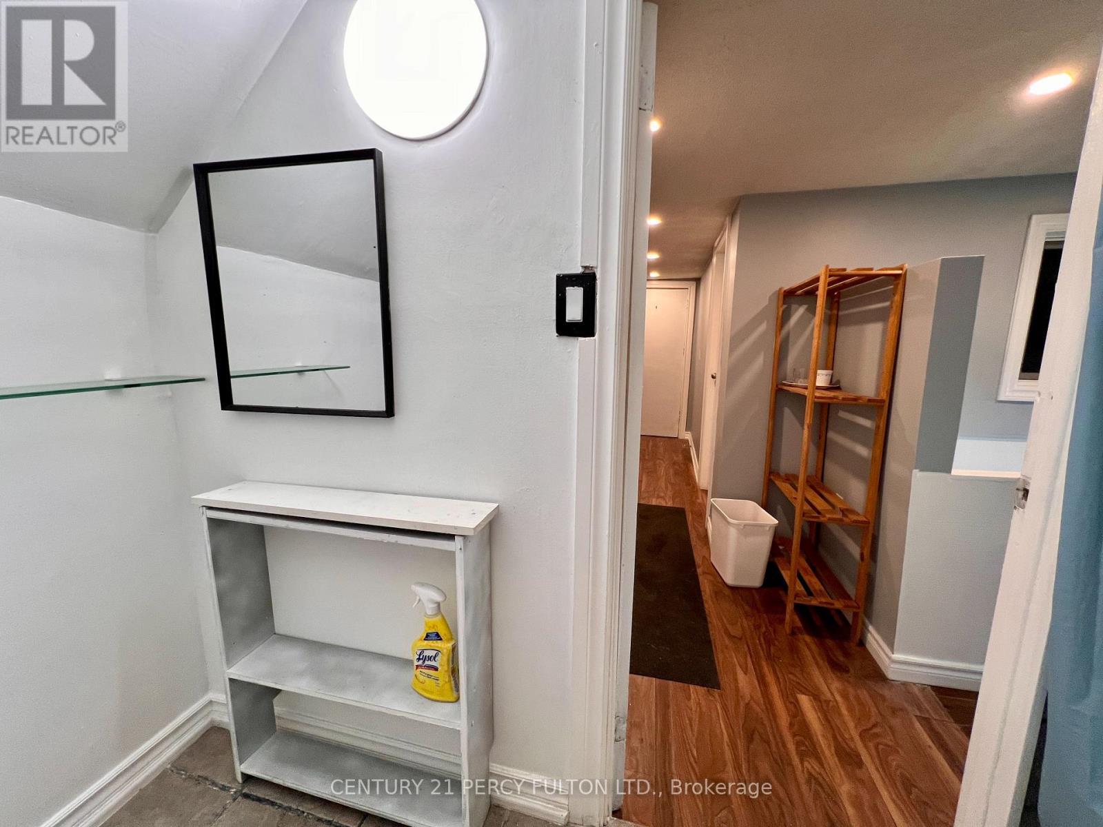 108 Cumberland Avenue, Hamilton, ON