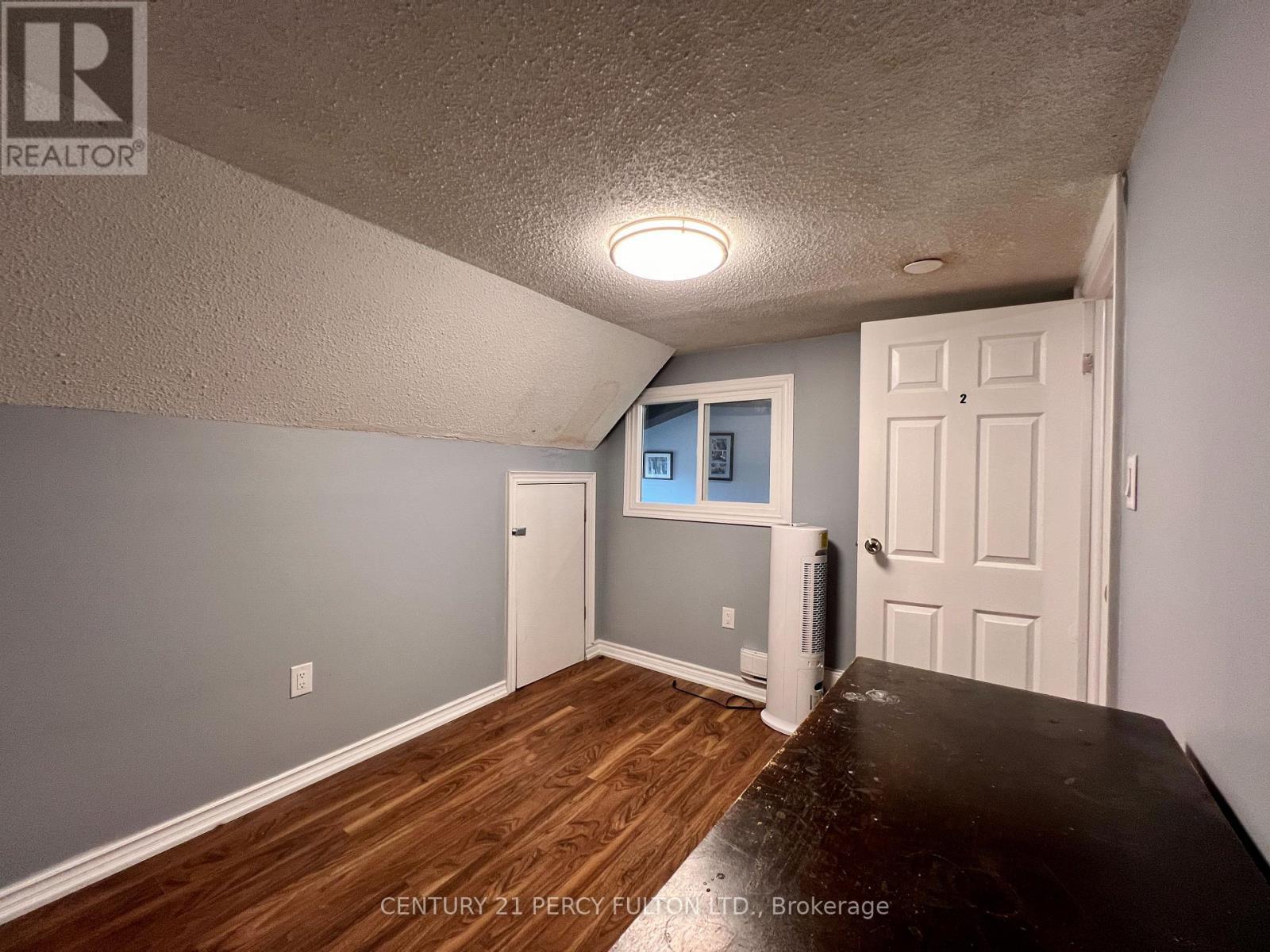 108 Cumberland Avenue, Hamilton, ON