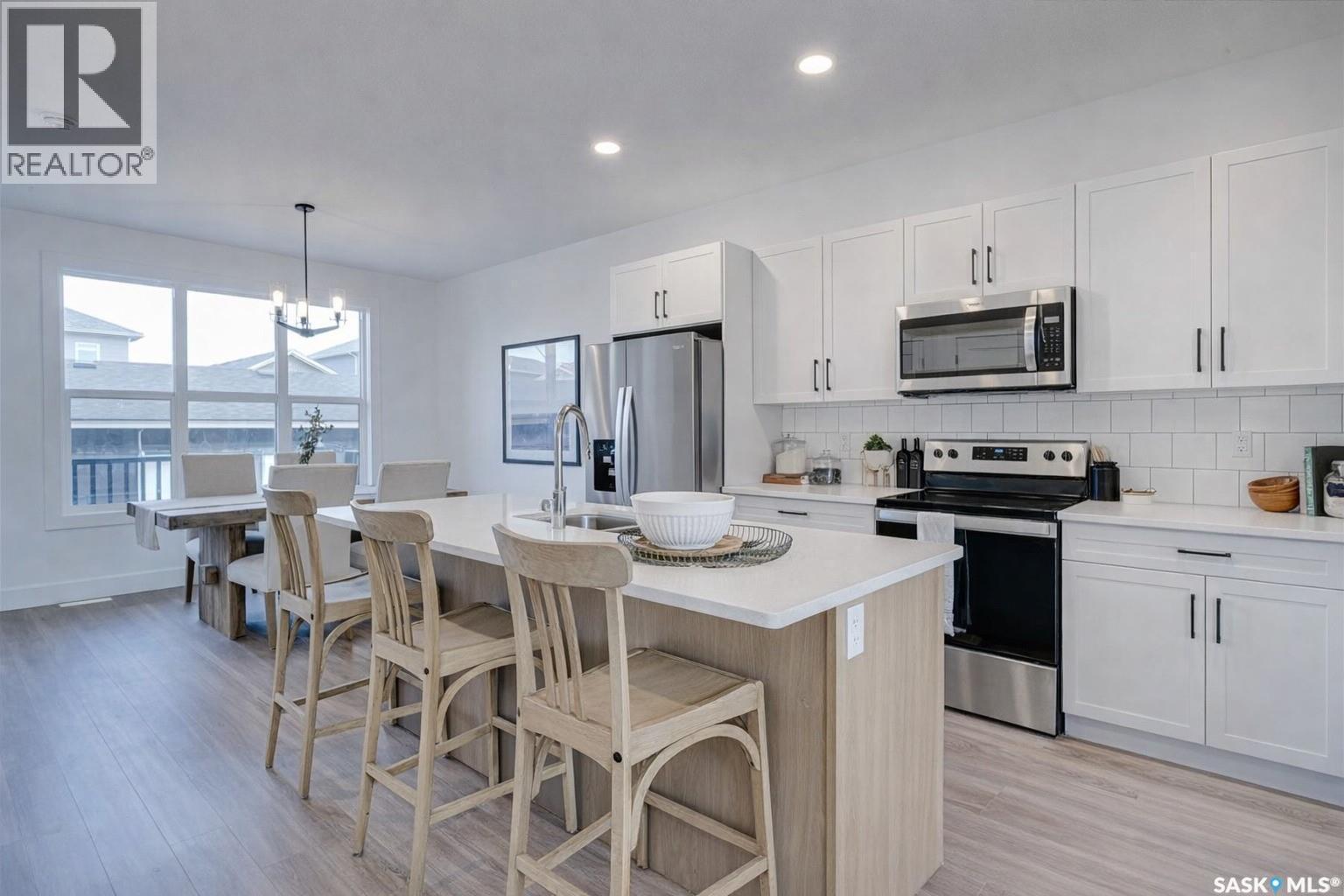 77 Rosewood Boulevard E, Saskatoon, SK - Indoor