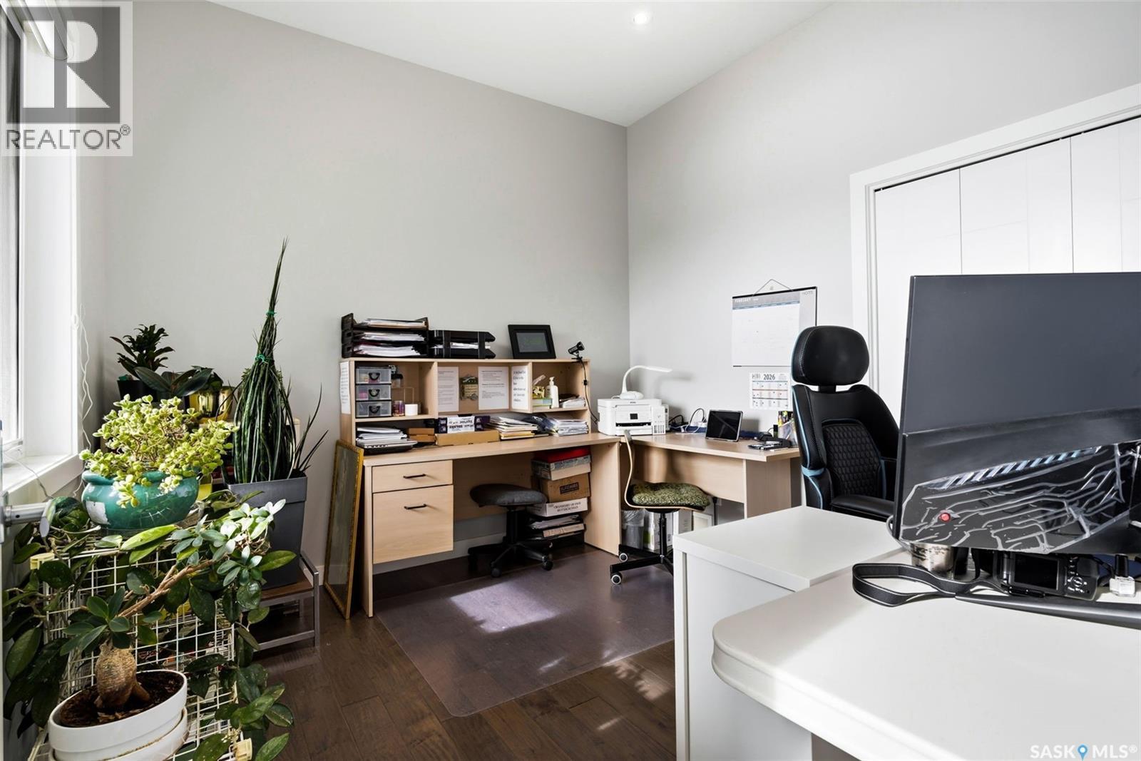 4822 Green View Crescent E, Regina, SK - Indoor Photo Showing Office