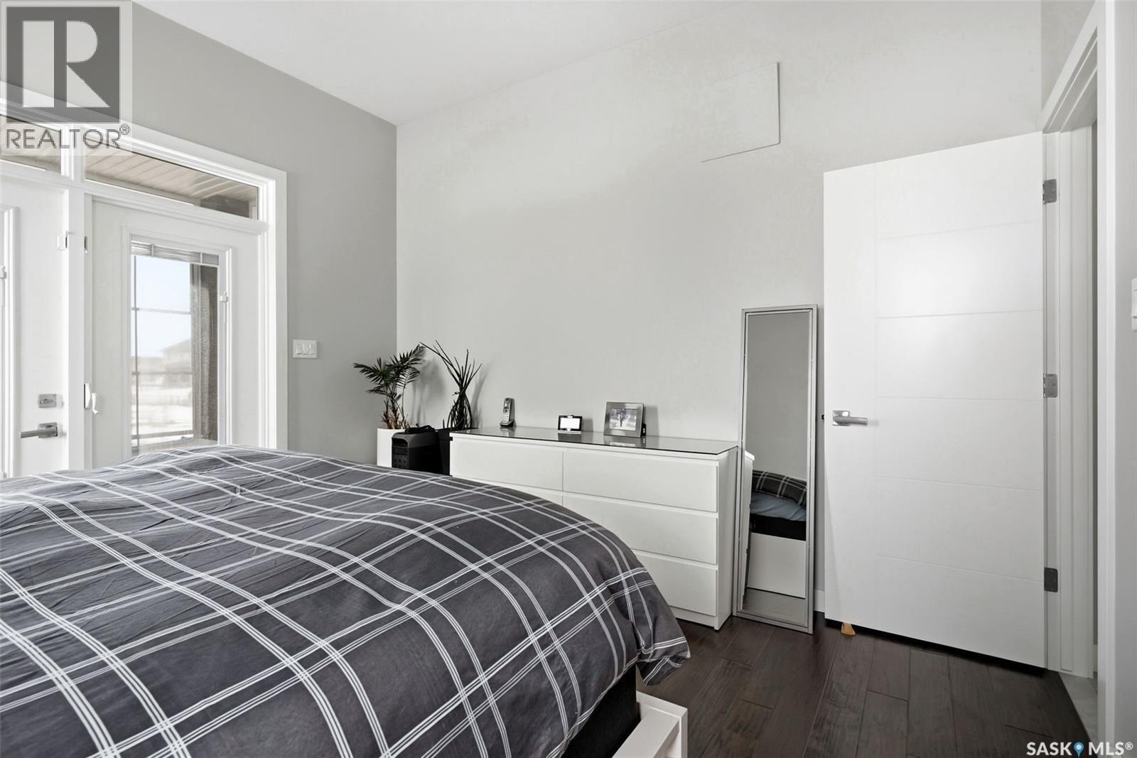 4822 Green View Crescent E, Regina, SK - Indoor Photo Showing Bedroom