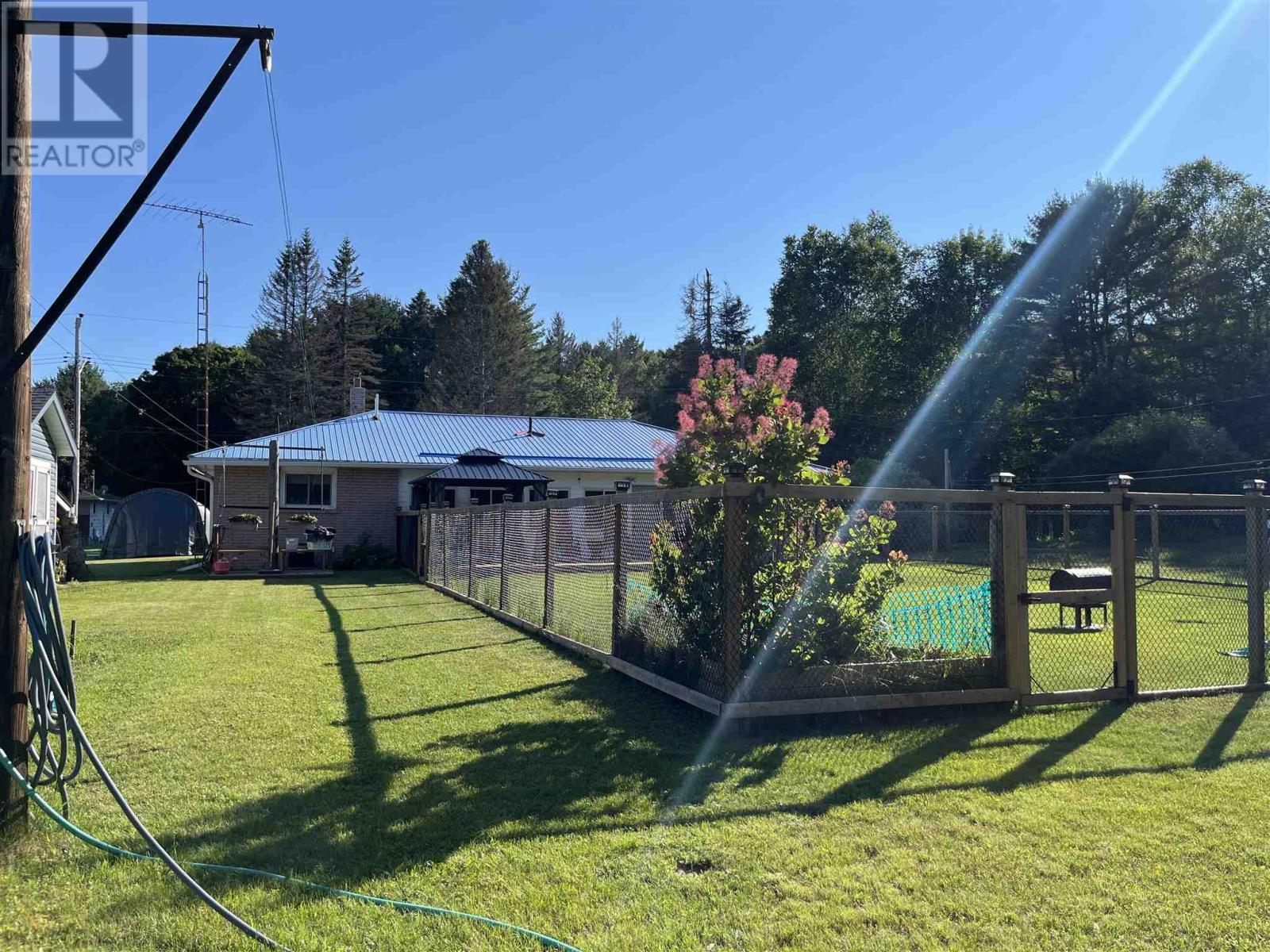 20 Warnock Rd, Iron Bridge, ON - Outdoor