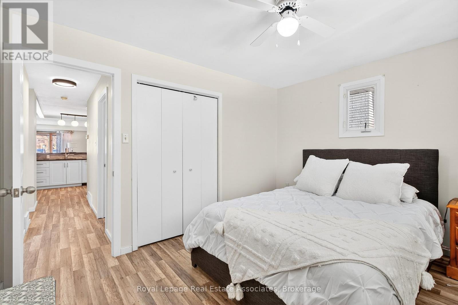 503 Stone Church Road W, Hamilton, ON - Indoor Photo Showing Bedroom