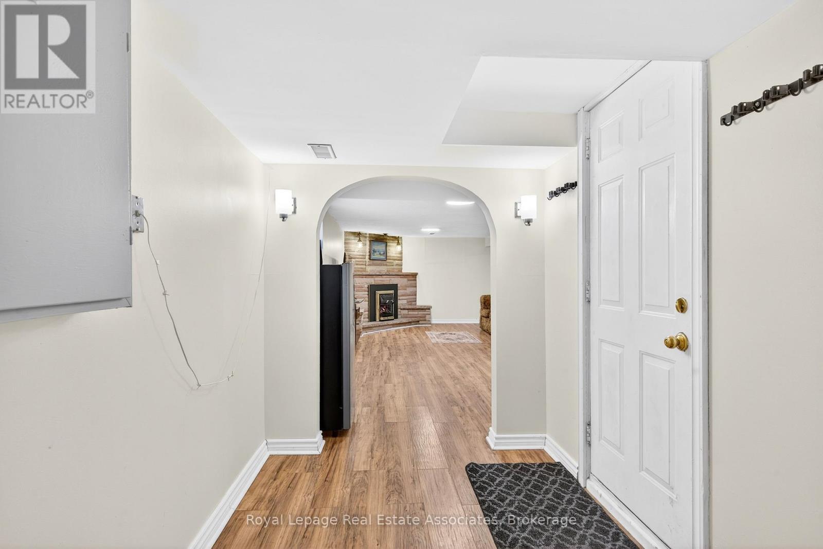 503 Stone Church Road W, Hamilton, ON - Indoor Photo Showing Other Room