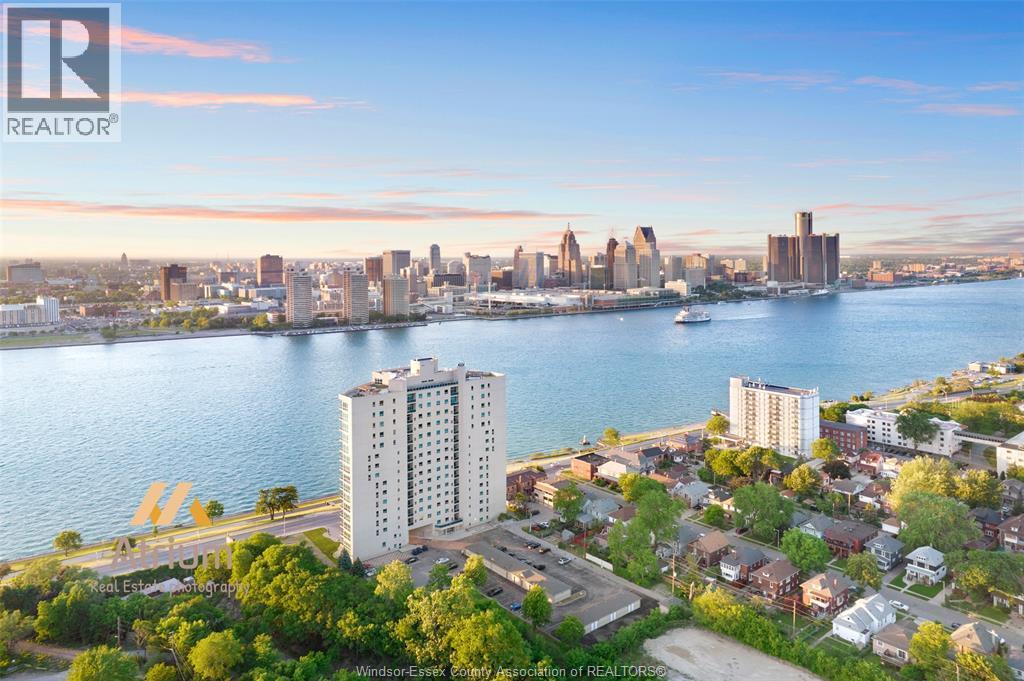1225 Riverside Drive Unit# 404, Windsor, ON - Outdoor With Body Of Water With View