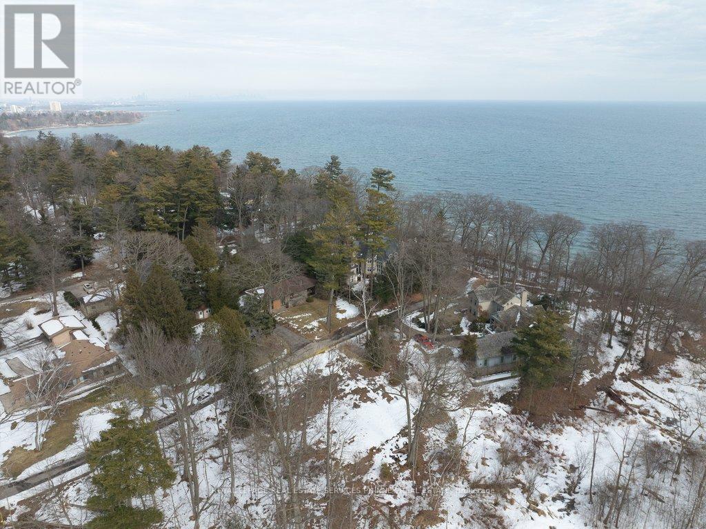 846 Chaucer Avenue, Mississauga, ON