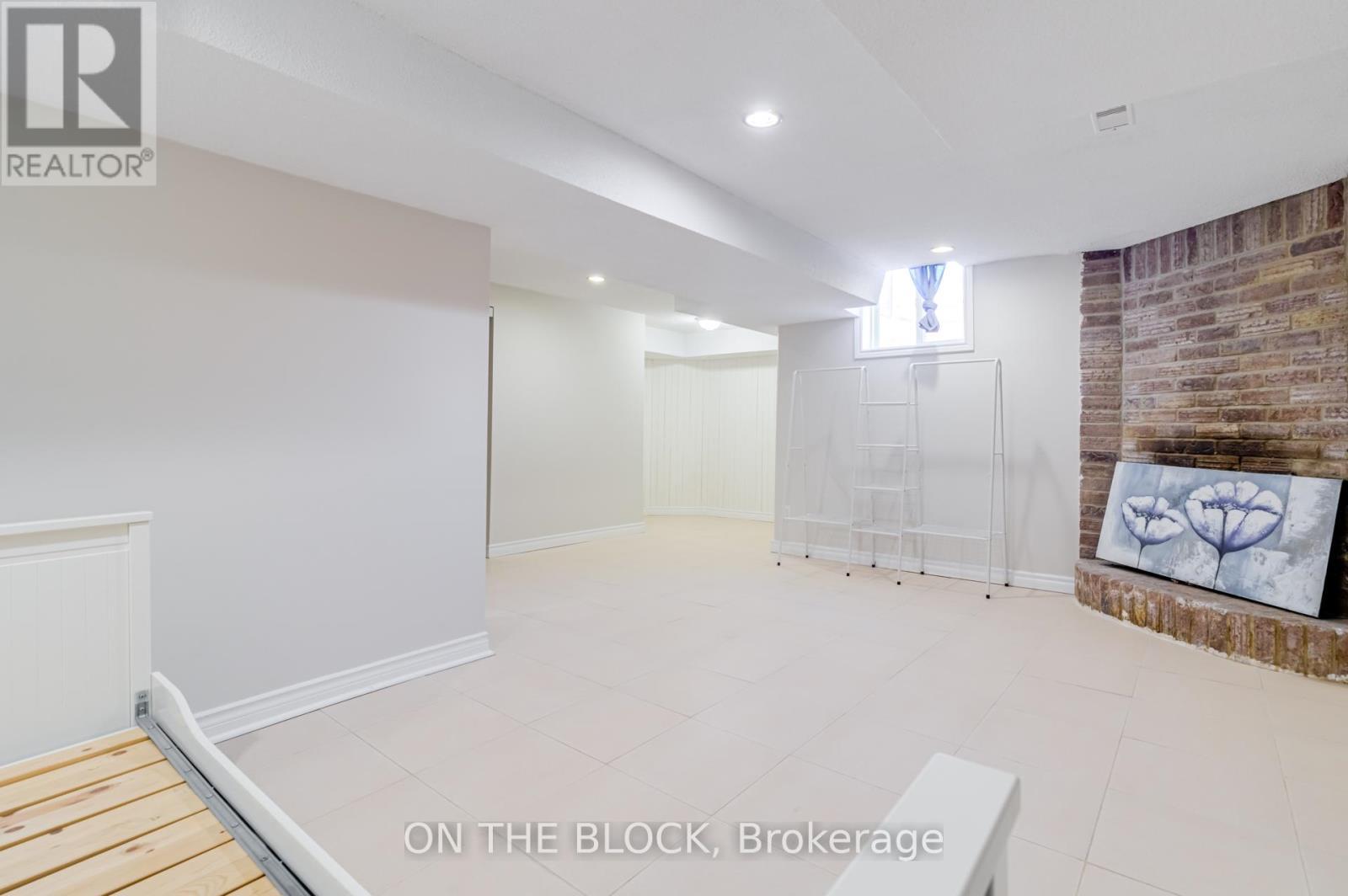 409 Silverthorne Crescent, Mississauga, ON - Indoor