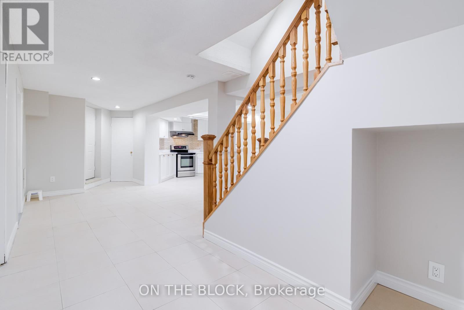 409 Silverthorne Crescent, Mississauga, ON - Indoor Photo Showing Other Room