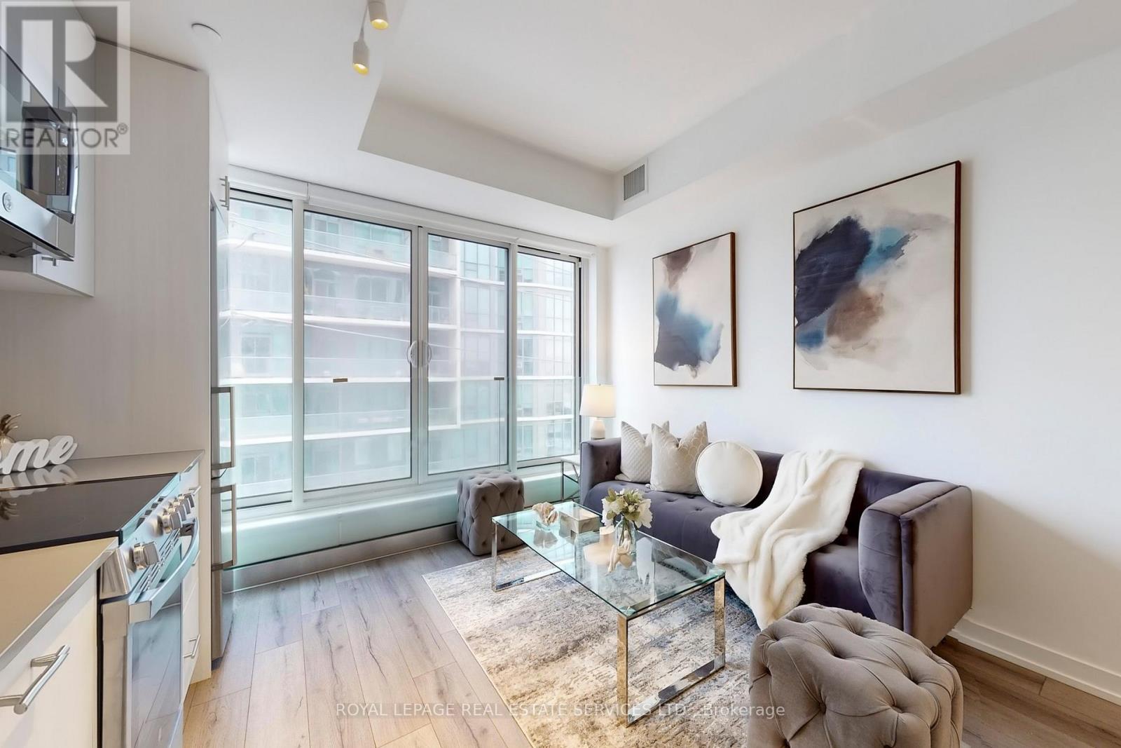 310 - 1195 The Queensway, Toronto, ON - Indoor