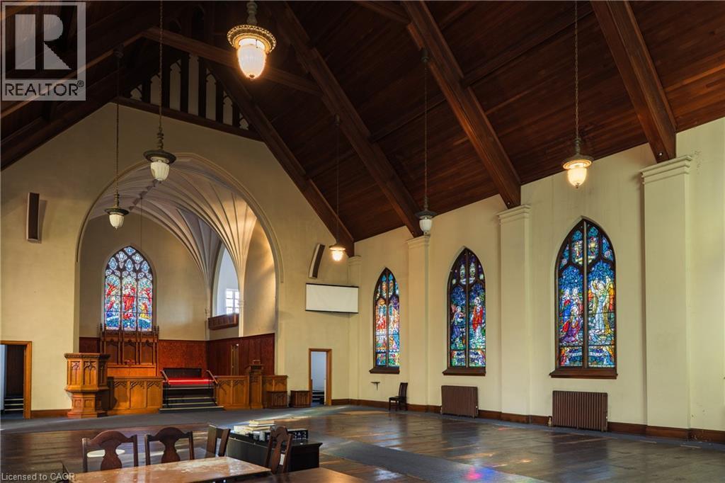 1401 King Street E, Hamilton, ON