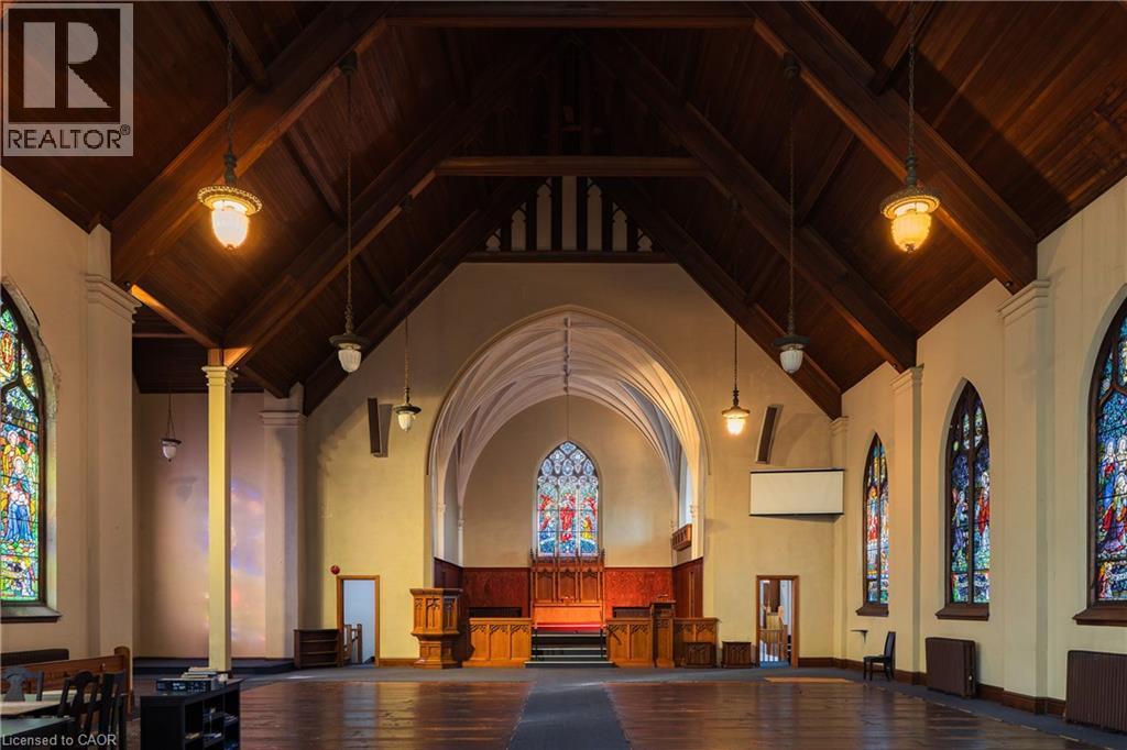 1401 King Street E, Hamilton, ON